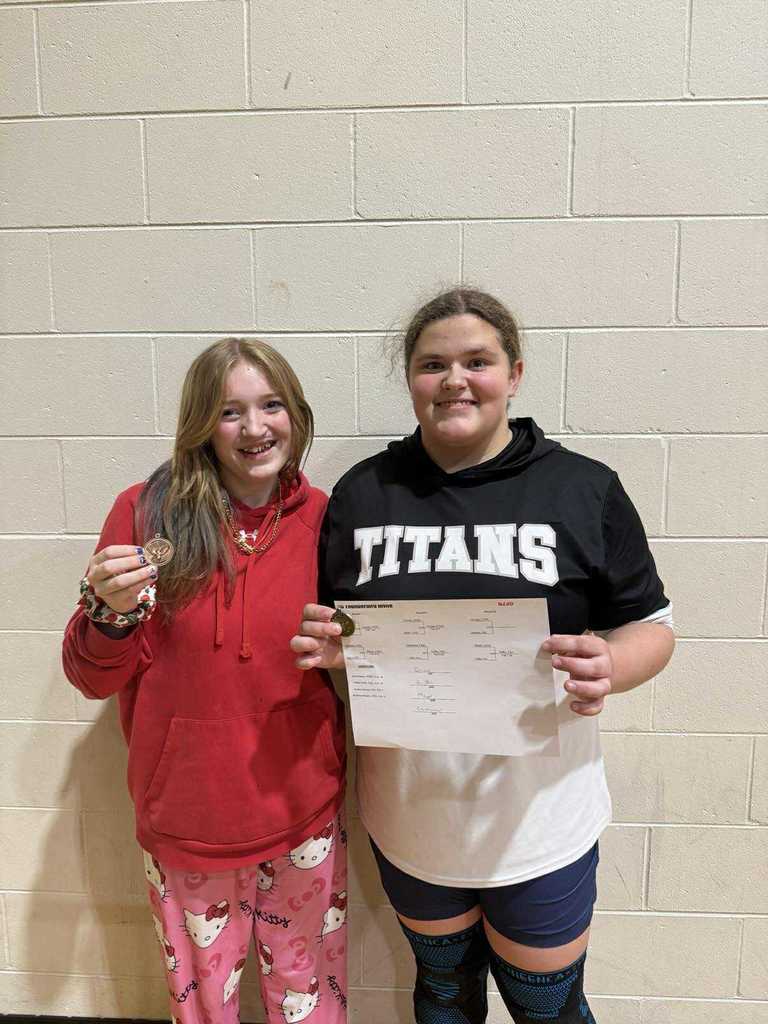 Ava 1st place - Lorena 3rd