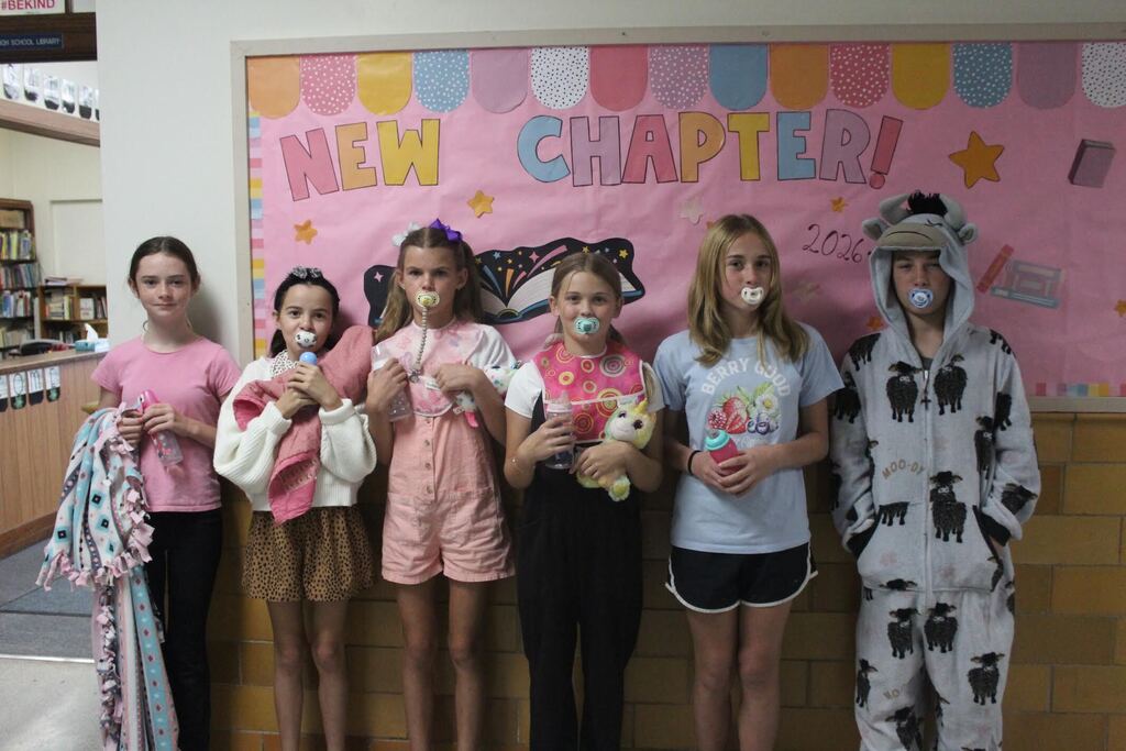Homecoming Dress Up Pics 2026