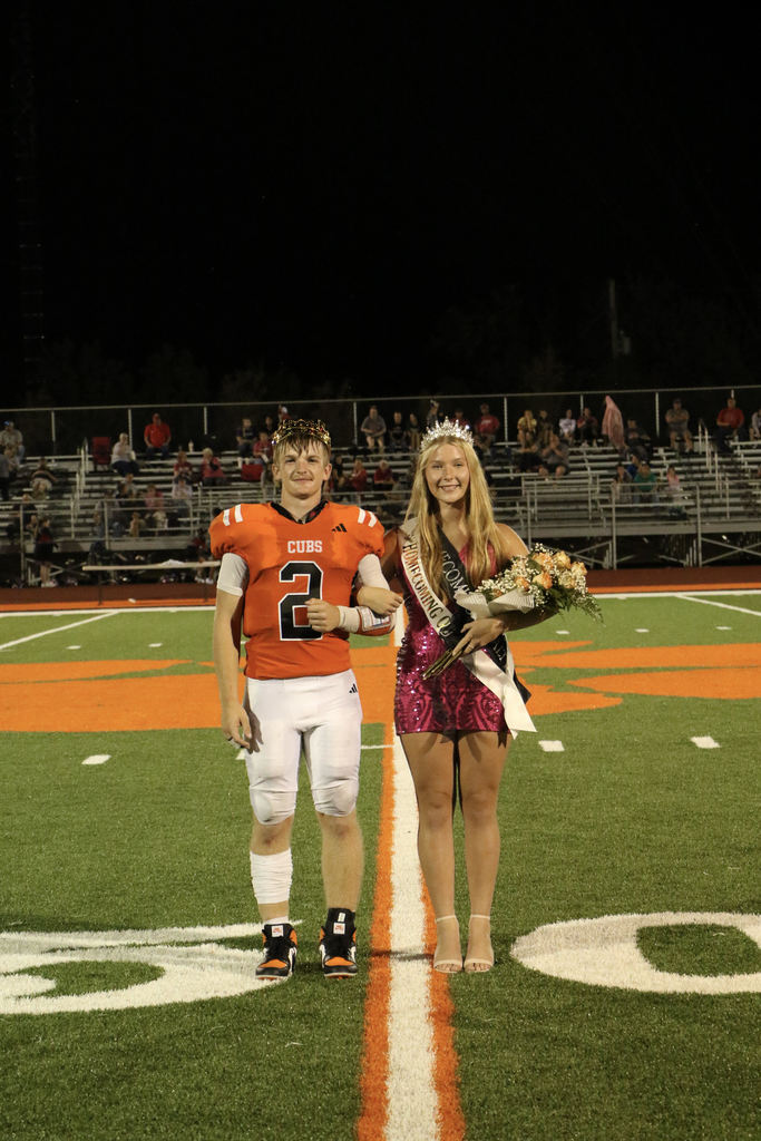 Mason Sterling and Laney Hull were crowned as the 2025 HHS Homecoming King and Queen.