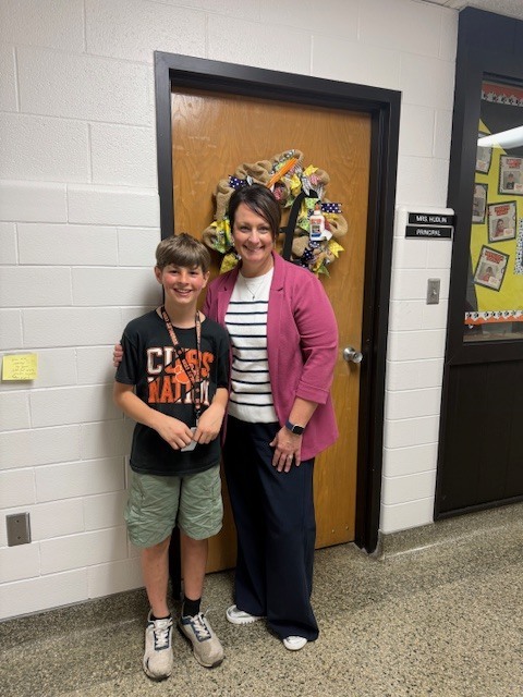 Mrs. Hudlin and Principal Ivy