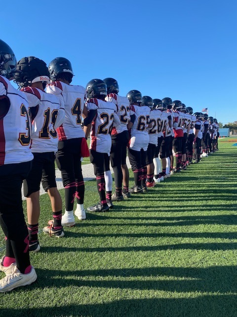 Williams Middle School football team lined up ready to play their final football game.