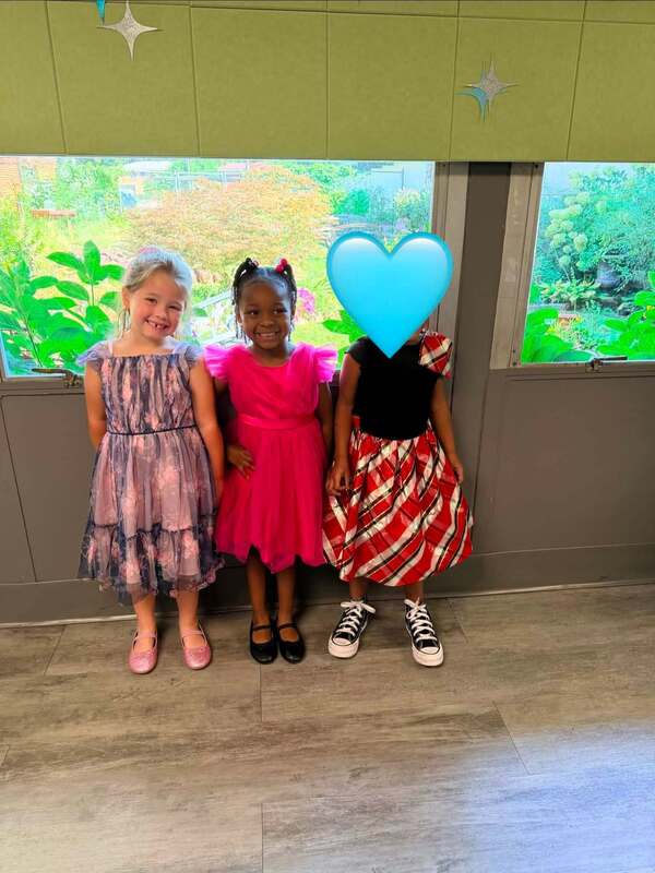 Kindergartners dressed for Fancy Friday!
