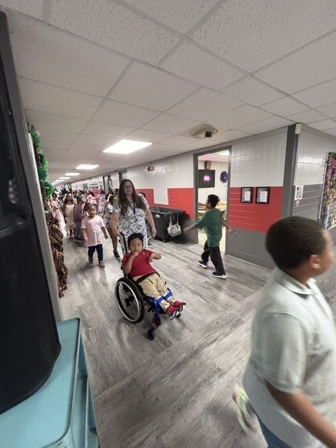 Second graders enjoying the School Stroll.