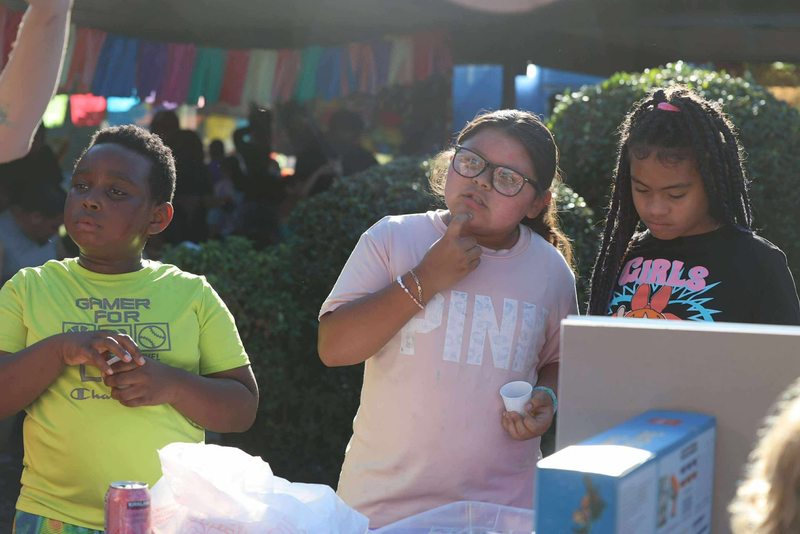 Students playing loteria.