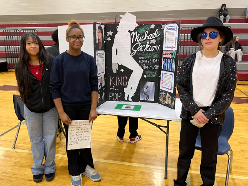 Student reprenting Michael Jackson