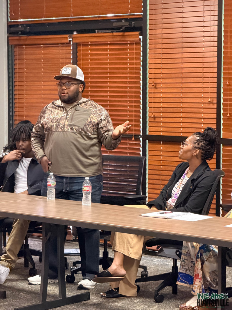 HSA student presents