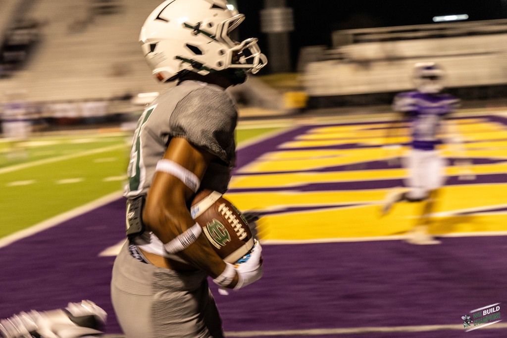 player running into the end zone