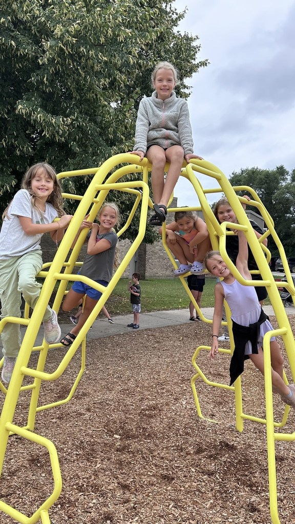 Students at the Popsicles with Friends event at Oxbow