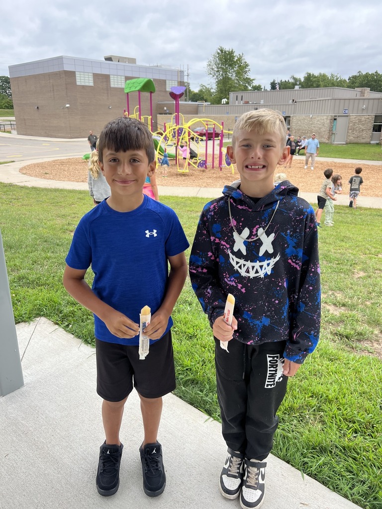 Students at the Popsicles with Friends event at Oxbow