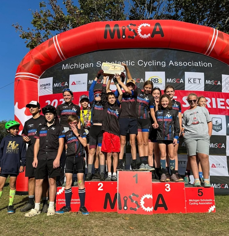 Over the weekend, the HVU Middle School Mountain Bike team won the State Championship! Congrats all HVS and Muir students in this amazing accomplishment! #wearemuir