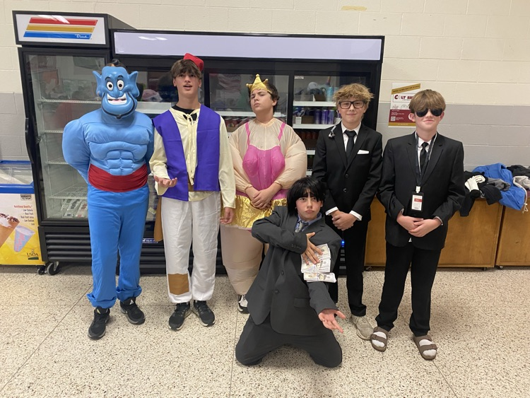 Happy Halloween from Muir! Congrats to our costume contest winners and thank to Student Council for putting on an awesome Halloween Dance! #wearemuir