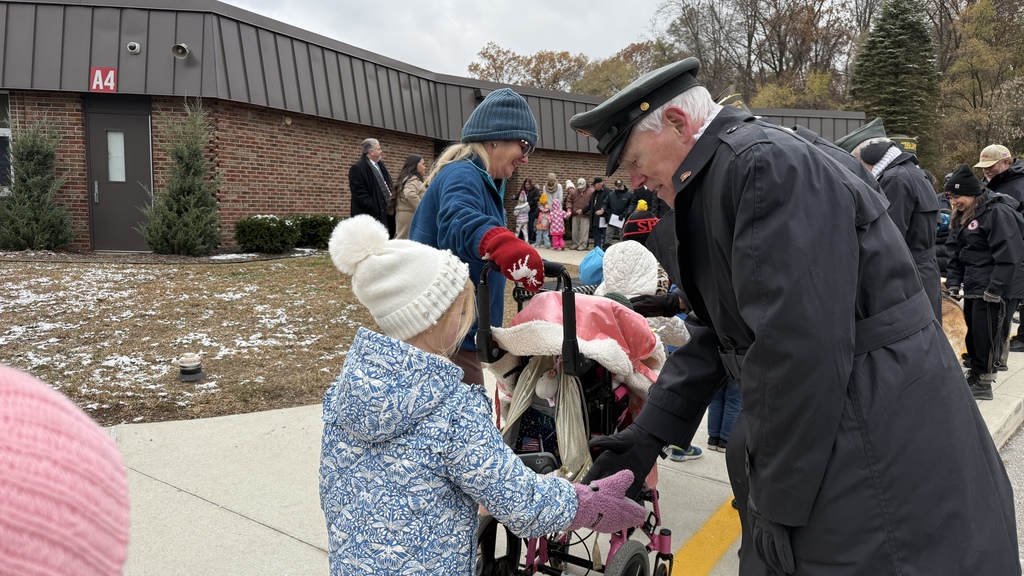 Veterans Day ceremony held at Kurtz Elementary 