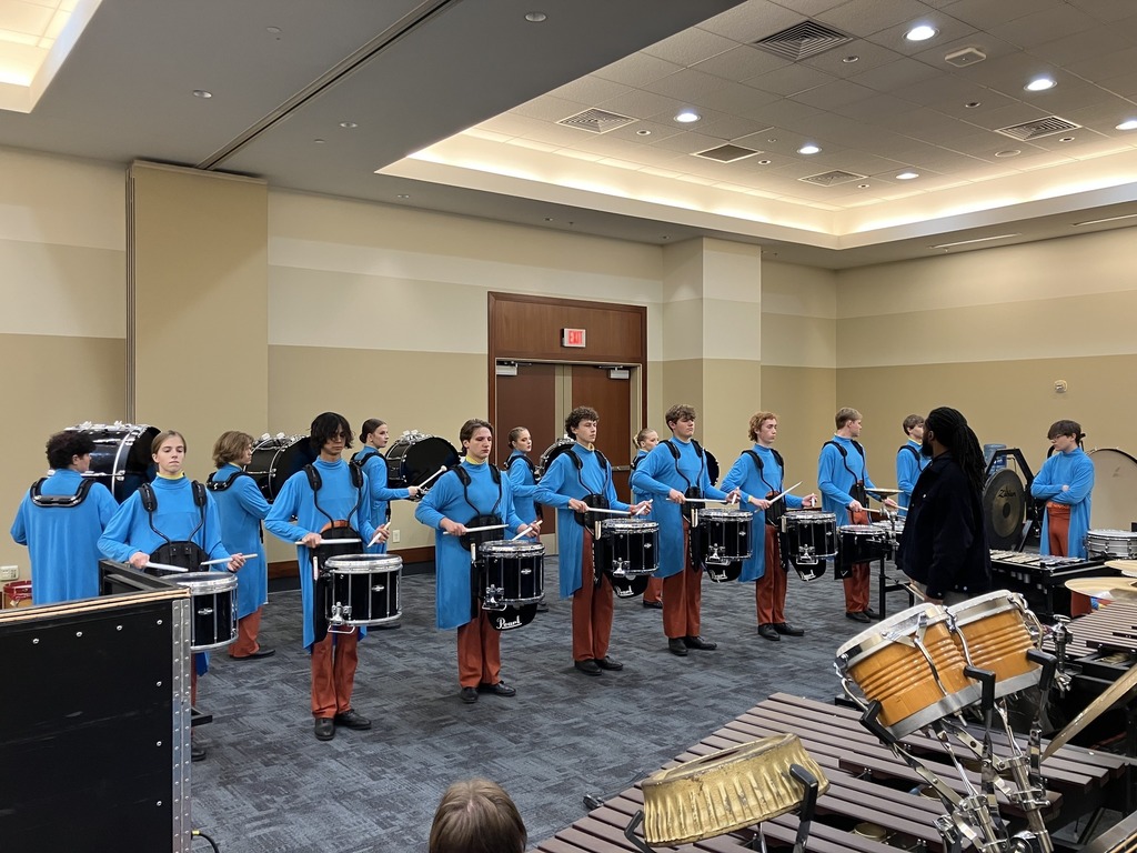 Huron Valley United Marching Band performs at grand nationals - courtesy MCBA