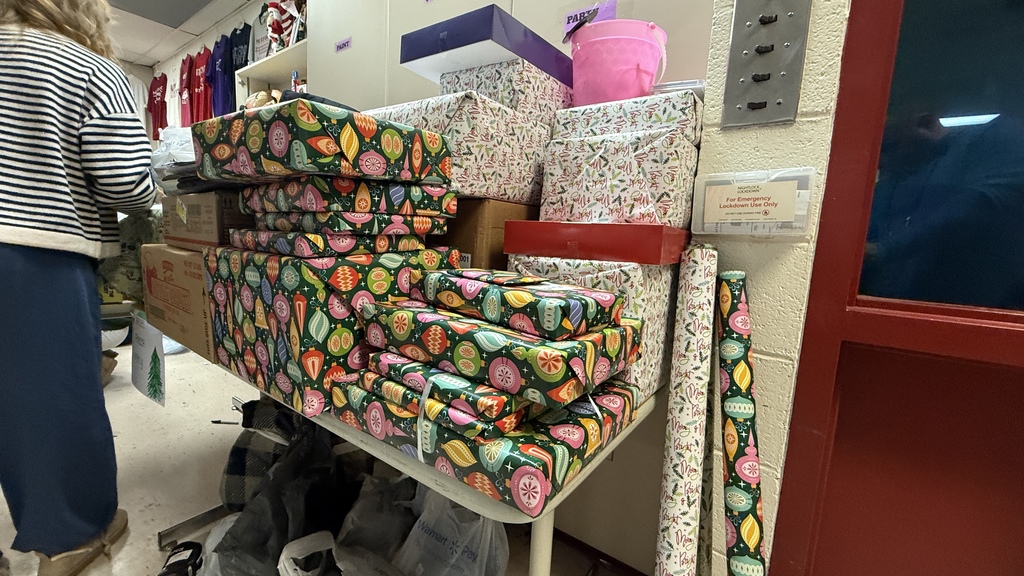 Students wrapping gifts for 'Milford Miracles'