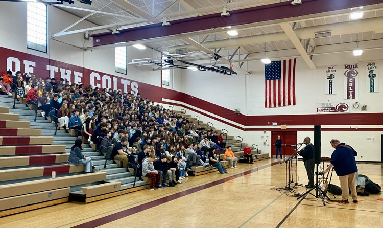 This morning or 8th graders experienced our annual Watroba Jones concert. Students heard a positive message learned about the roots of music history through song. #wearemuir