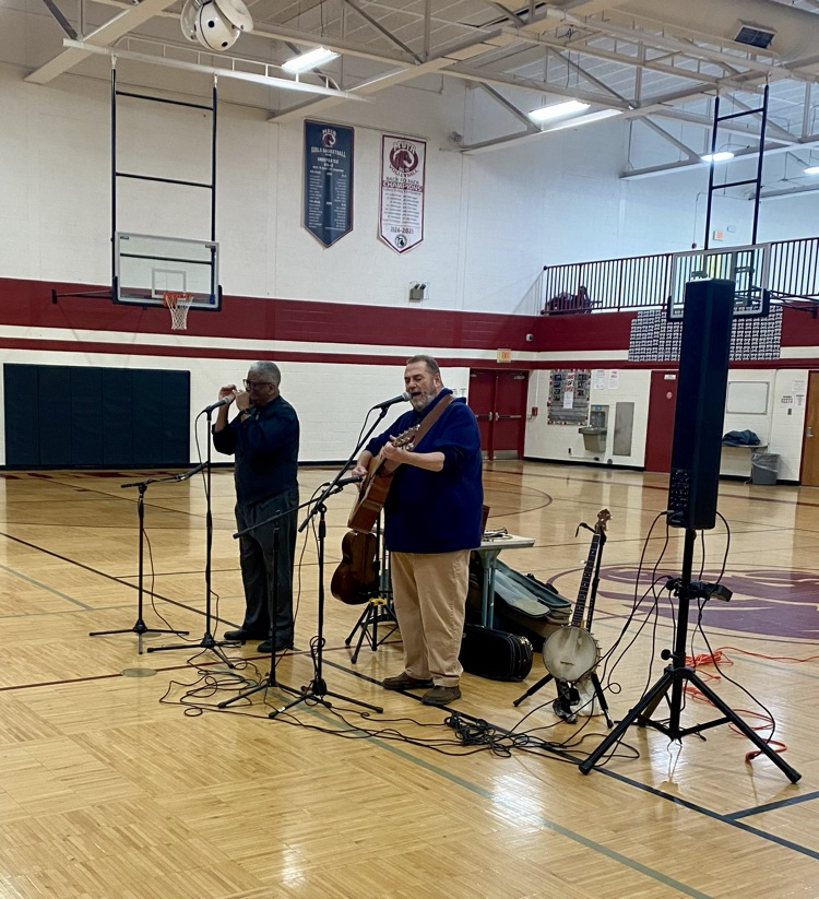 This morning or 8th graders experienced our annual Watroba Jones concert. Students heard a positive message learned about the roots of music history through song. #wearemuir