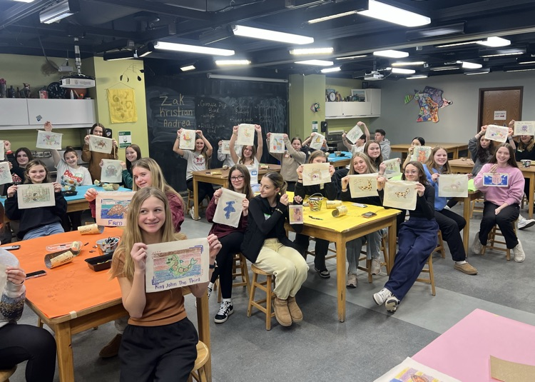 Muir Design students had a great time visiting the DIA. Students were able to tour the museum and participate in hands on learning! #wearemuir