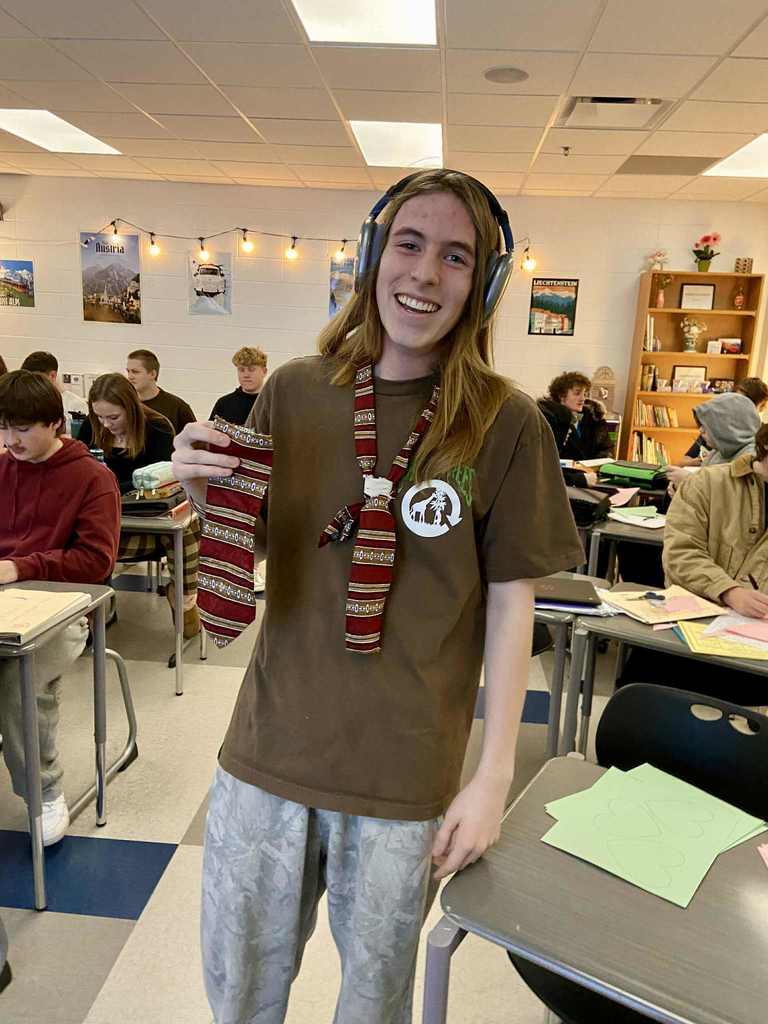 This week in Ms. Boboltz's German classes, students learned of the celebration "Weiberfastnacht"- their version of Mardi Gras. A six-day event with carnivals, parades, etc. which kicks off with the women cutting off men's ties.