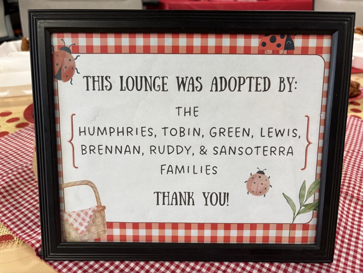 Thank you to the Humphries, Tobin, Green, Lewis, Brennan, Ruddy and Sansoterra families for this week's Adopt a Lounge! Lunch was delicious and appreciated. #wearemuir