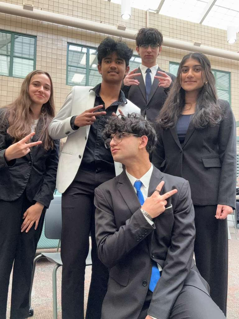 LHS/IA Debate Students