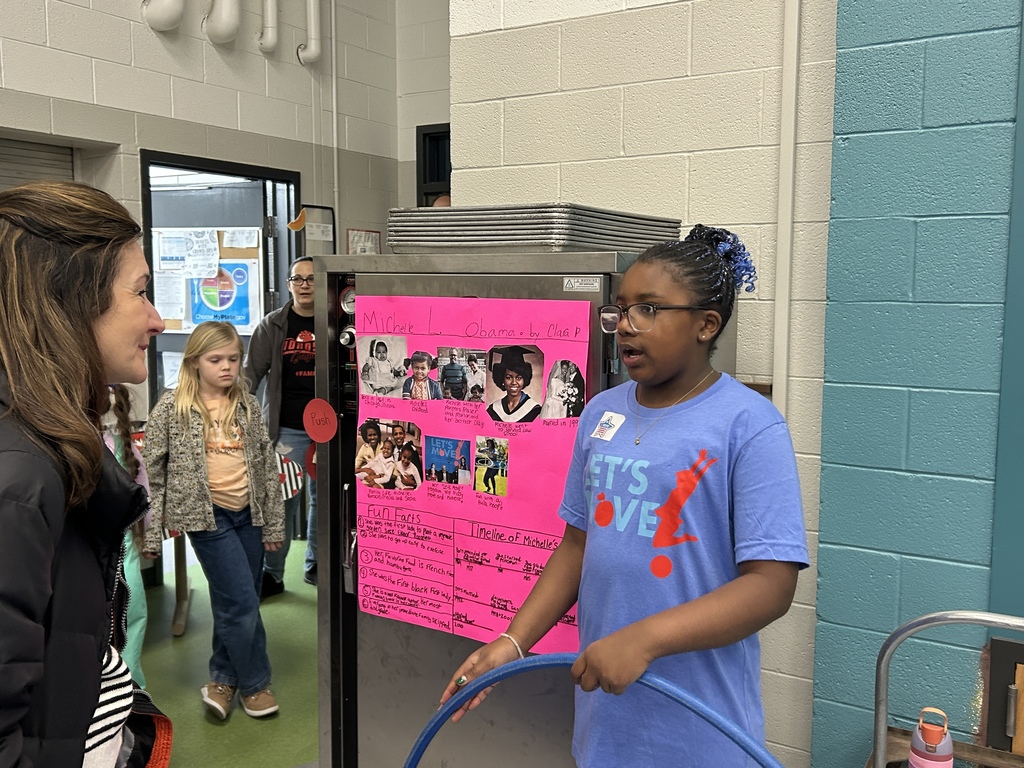 Student dressed up as Michelle Obama