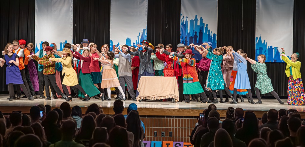 Cast performance act 1-3