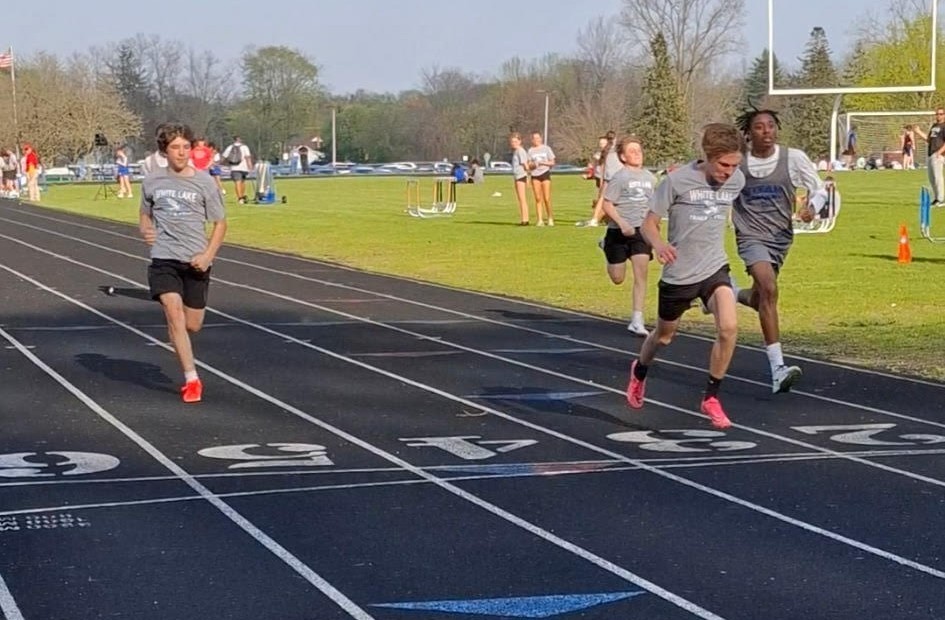 WLMS boys finishing a track race