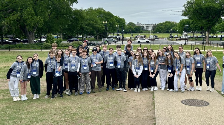 Day 1 in DC was a blast! Students saw the Washington Monument, WWII Memorial, The National Archives, FDR Memorial, Jefferson Memorial, Smithsonian Natural History Museum, Holocaust Museum and more! #wearemuir