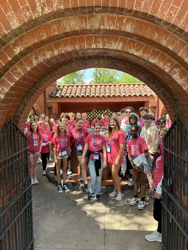 Day 2 in DC! Capitol, Lincoln Memorial, MLK Memorial, sunset cruise and more! #wearemuir