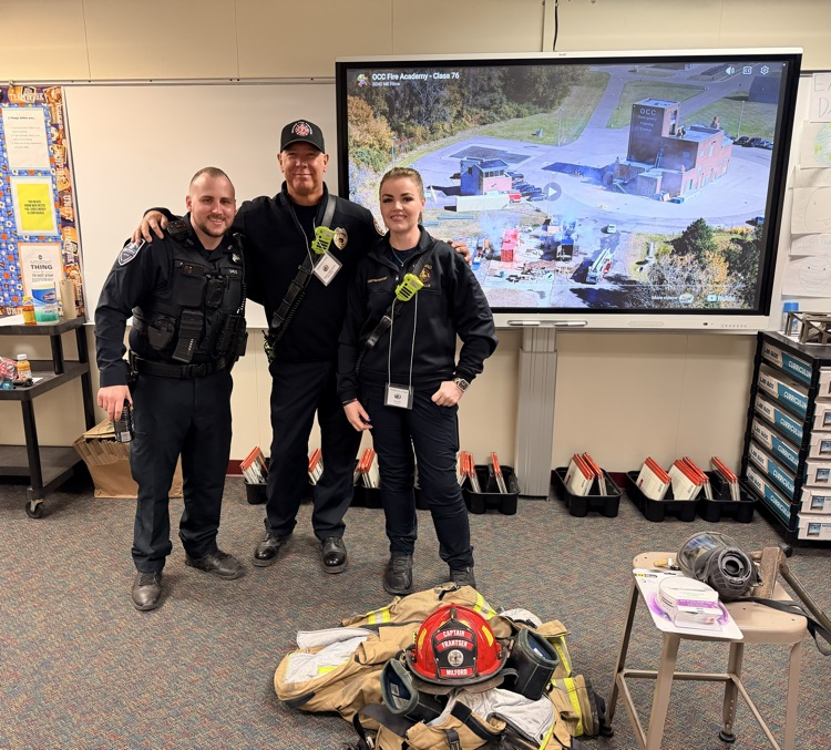 Today, all 6th grade students experienced Career Day! Thank you to our amazing guest speakers for taking the time to teach our students about a variety of career paths! #wearemuir