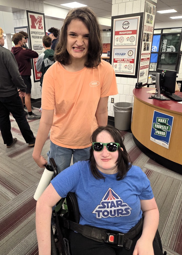 MHS was thrilled to have Decision Day this morning for our graduating seniors! Many photos opportunities, raffle prizes and snacks!