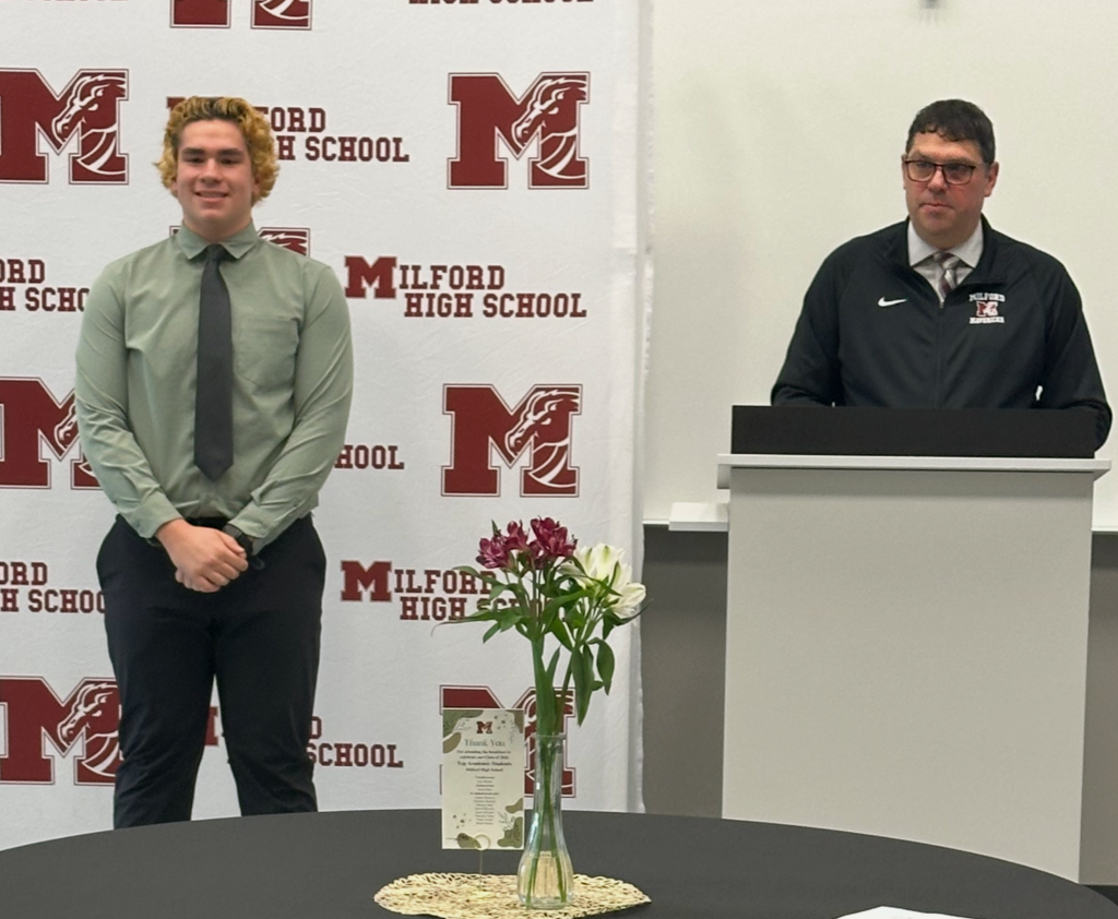 MHS Principal Kevin McKenna hosted a Top Academic breakfast for our Top 10 Seniors. Congratulations to the following students: Ralph Walter, Michael Hall, Kyle O'Rourke, Amelia Brennan, Valedictorian Lily Hardin, Salutatorian Gavin Hess, Nolan Treder, Jacob Schrader, Timothy Tiedje, and Nicholas Dziedzic.