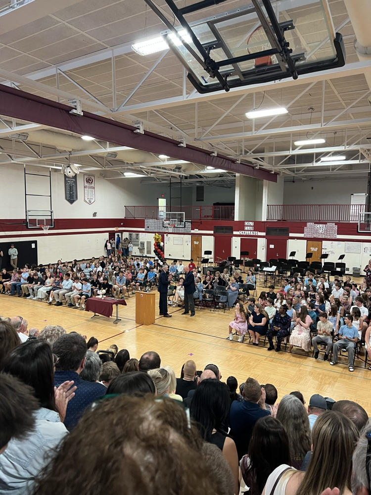 Congratulations to all of the Muir students who were recognized at our Academic Honors Night! Keep up the great work! #wearemuir
