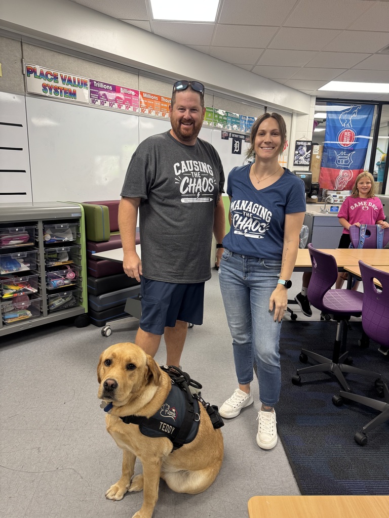 4th grade teacher with therapy dog