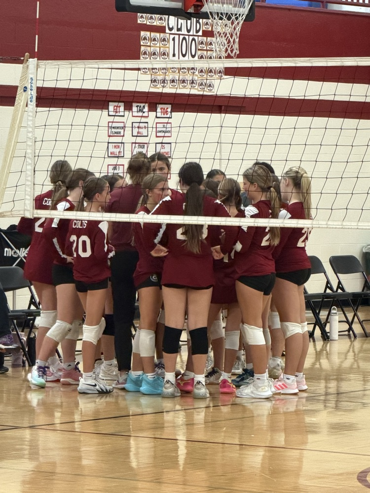 Muir volleyball huddles up