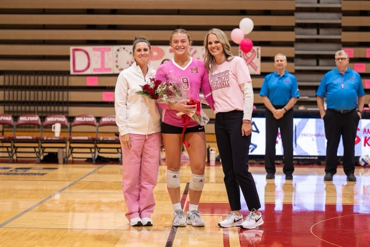 A great night of volleyball for the Mavs on our annual Dig Pink night. The night included celebrating a sweep over Hartland, a record breaking torch passed to Lexa and most importantly, school and community coming together for a great cause! #BeAMAV
