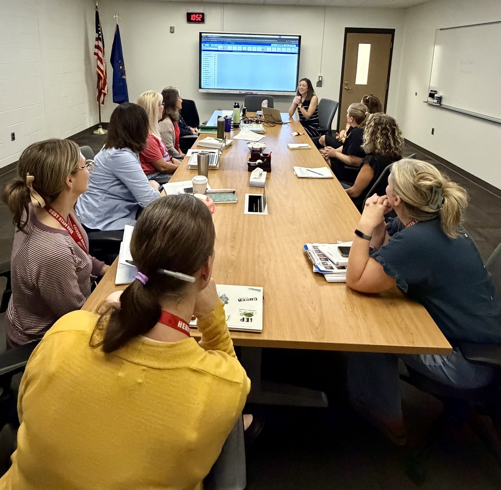 Teachers debriefing after watching new CKLA lesson