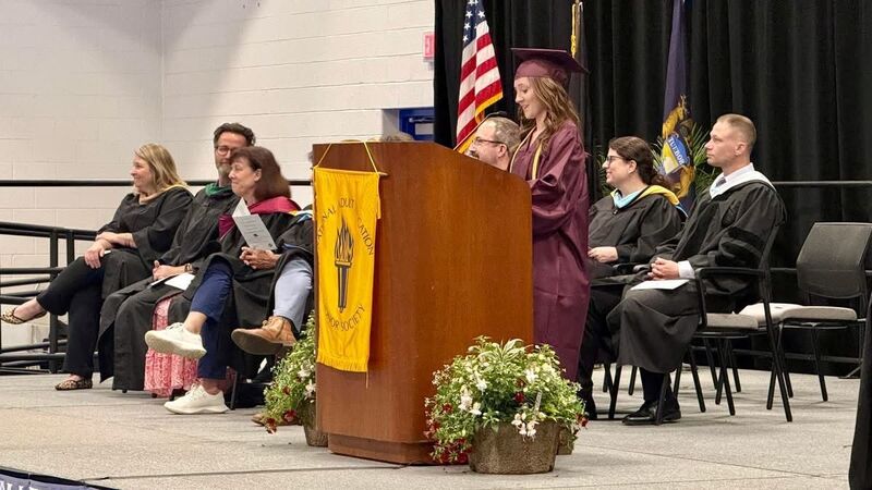 Validictorian addresses crowd