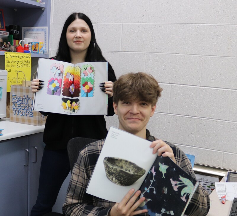 Students show thier artwork in Harbor Ink