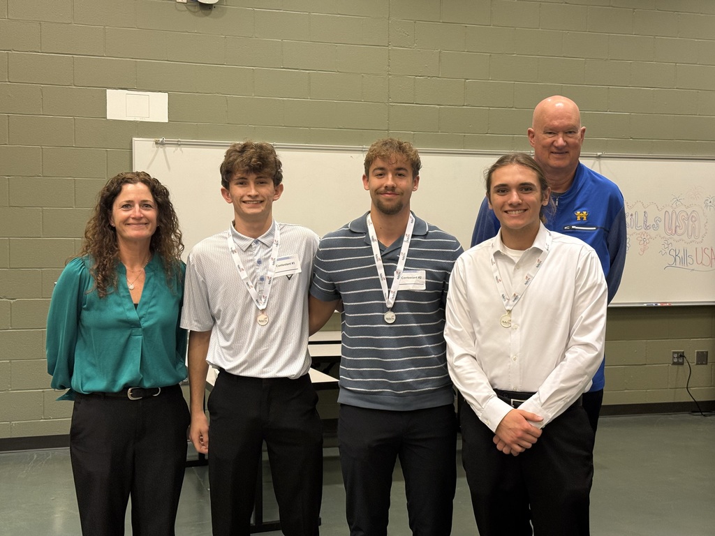 Jessica Stone, AGCO Corp. ; Tanner Loughrie, HCTEA; Jared Miller, HCTEA; Haydon Von Ahnen, HCTEA ; Ronn Roehm