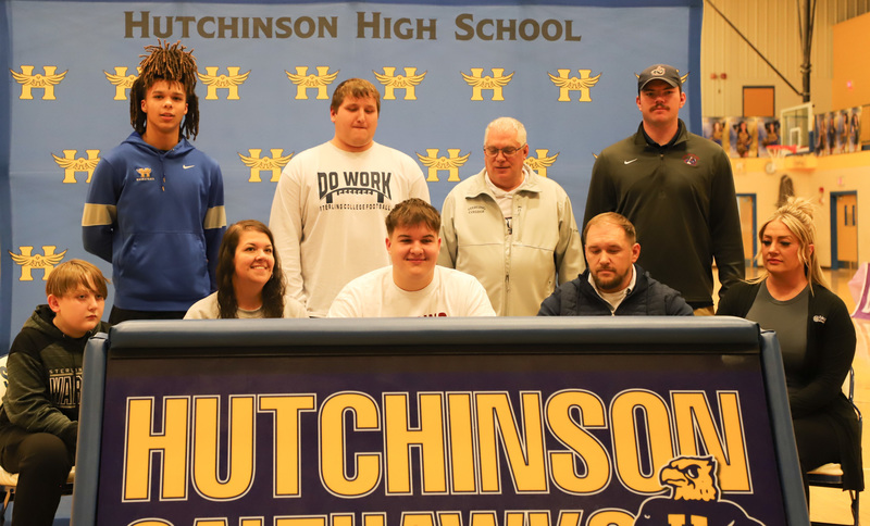 Kylan Mendoza commits to Sterling