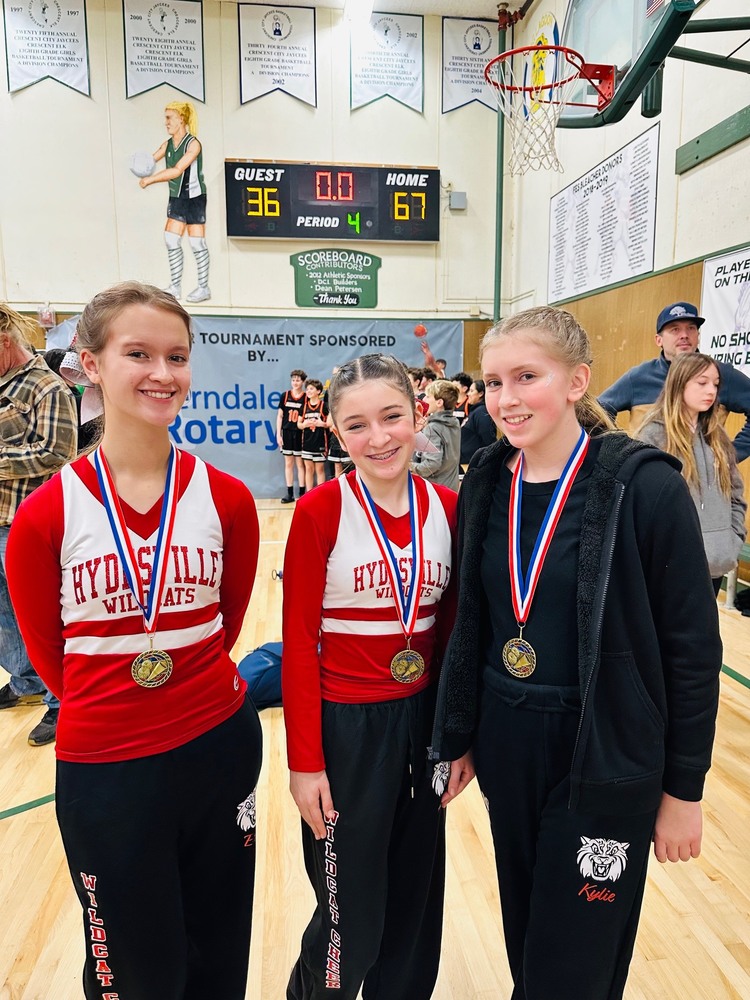 Our Wildcat Cheerleaders won All Tourney 8th Grade Erin Watkins, 7th Grade Kylie Wilburn, and 6th Grade Auvanie Barcelos!