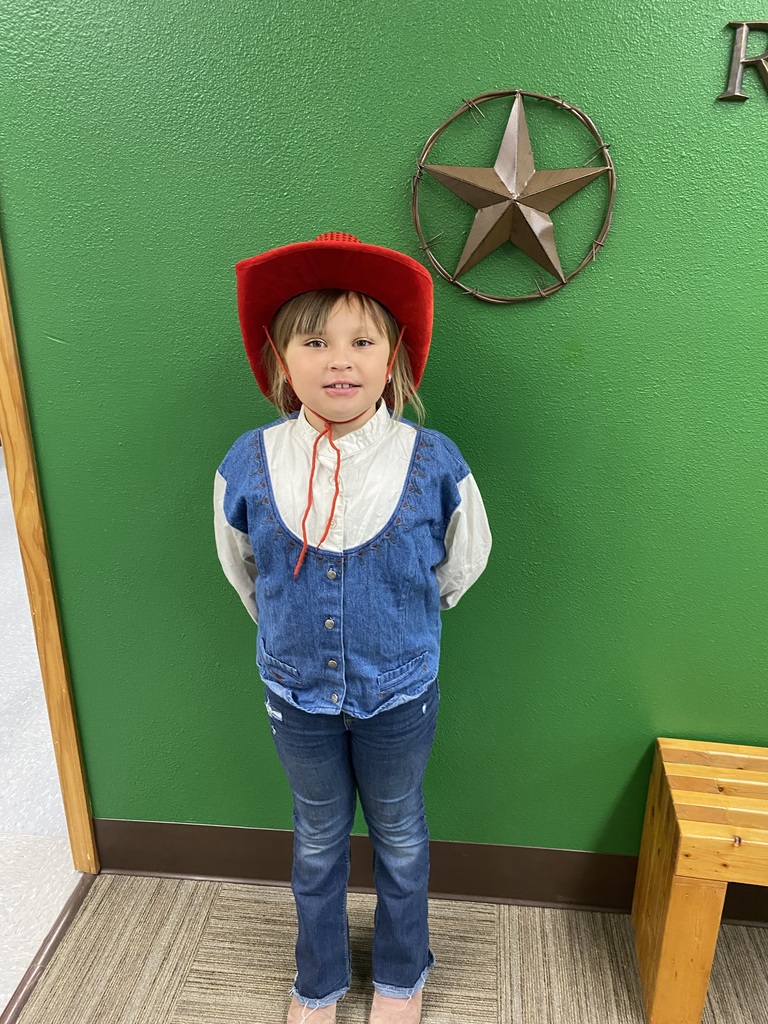 Day 1 of Red Ribbon week.  Elementary winners for Country vs Country Club.