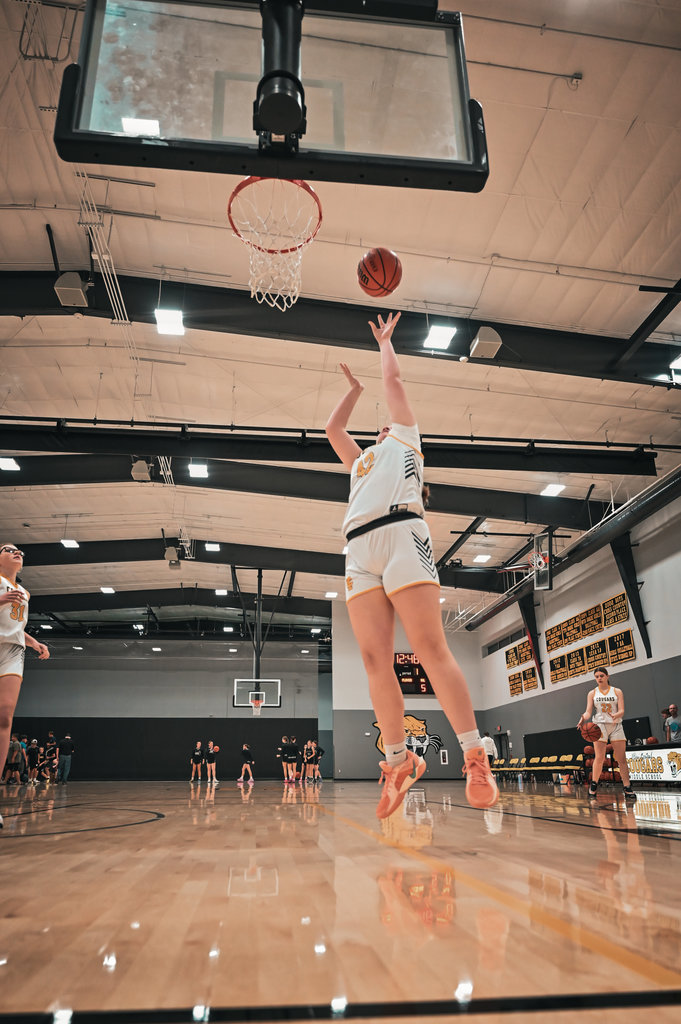 2025-2026 Sports Photos Reminder