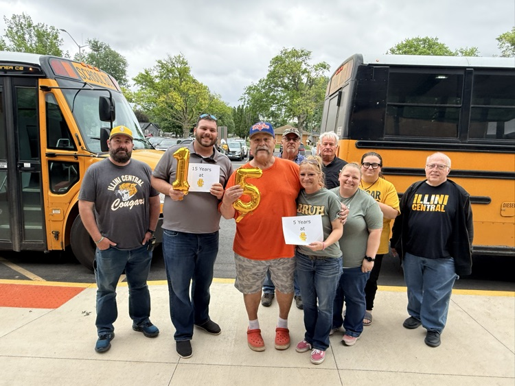 Charles Aversa, Scott Francis, Jessica Langley and bus staff