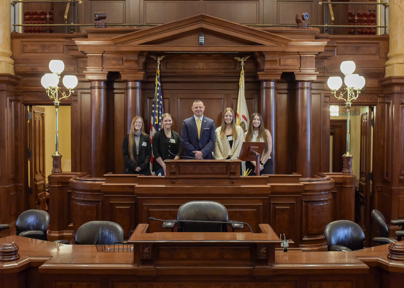Illini Central Juniors Participate in Youth Advisory Council