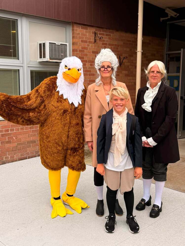 walk to school day
