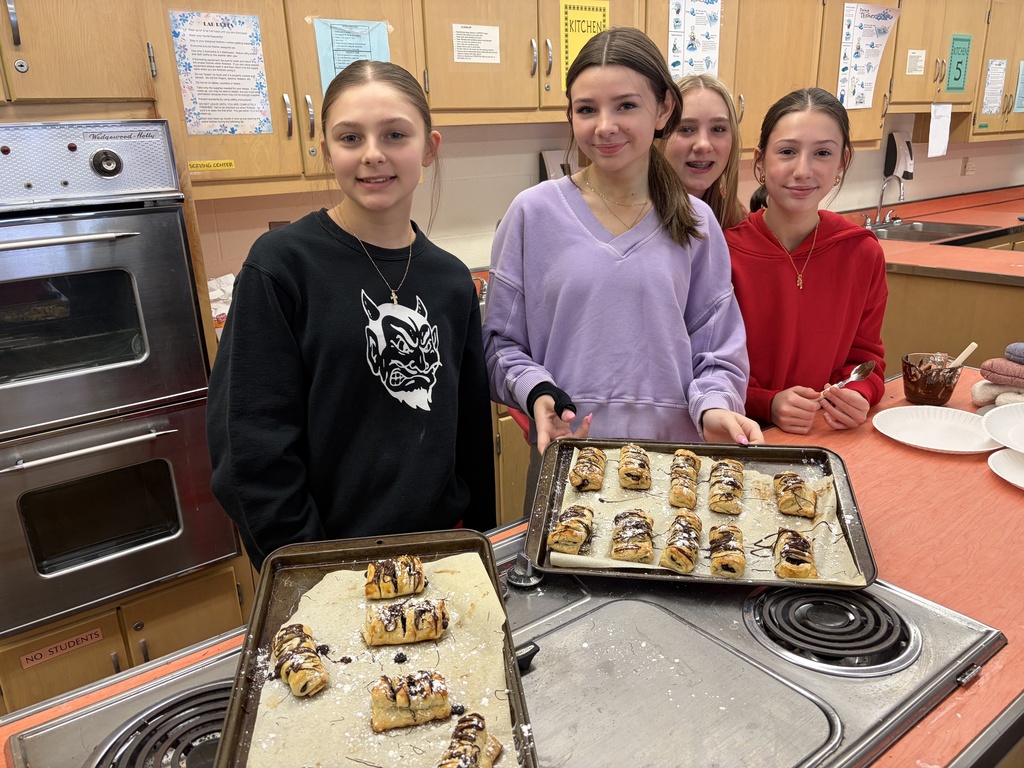 students baking