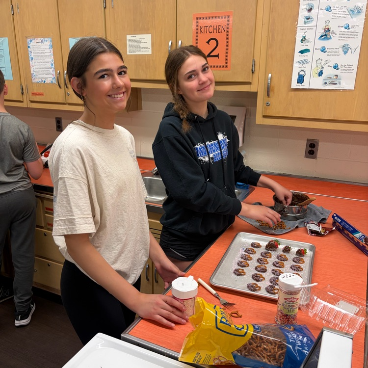 8th graders make awesome food to film time lapse videos! They did great!