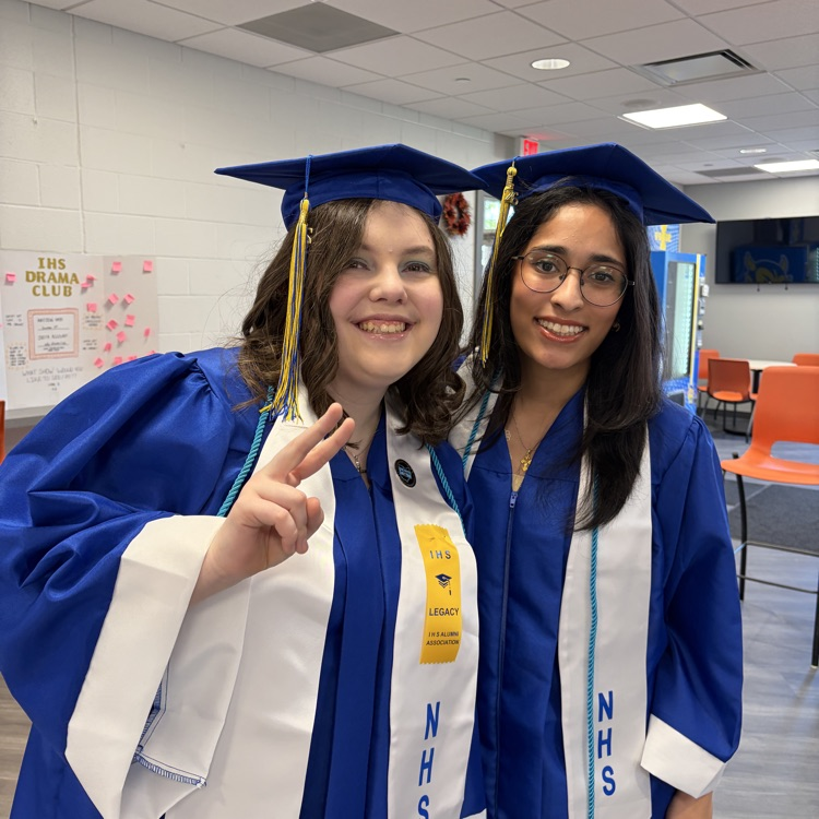 📸 Caps are straight. Gowns are ready. Memories are being made. Before the ceremony begins, our graduates are taking time to celebrate with the people who supported them every step of the way. Congratulations, Blue Devils! 🎓